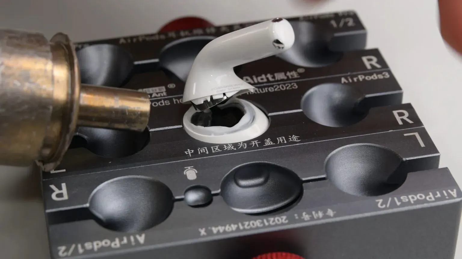 AirPods 5 tamir edilebilirlik rekoru kırdı: SoundGuys fotoğrafı (2)
