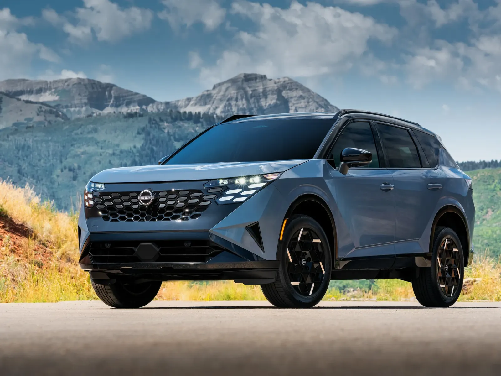 Nissan Rogue E-Power Kasım 2026'da çıkıyor: Motor1 fotoğrafı (2)