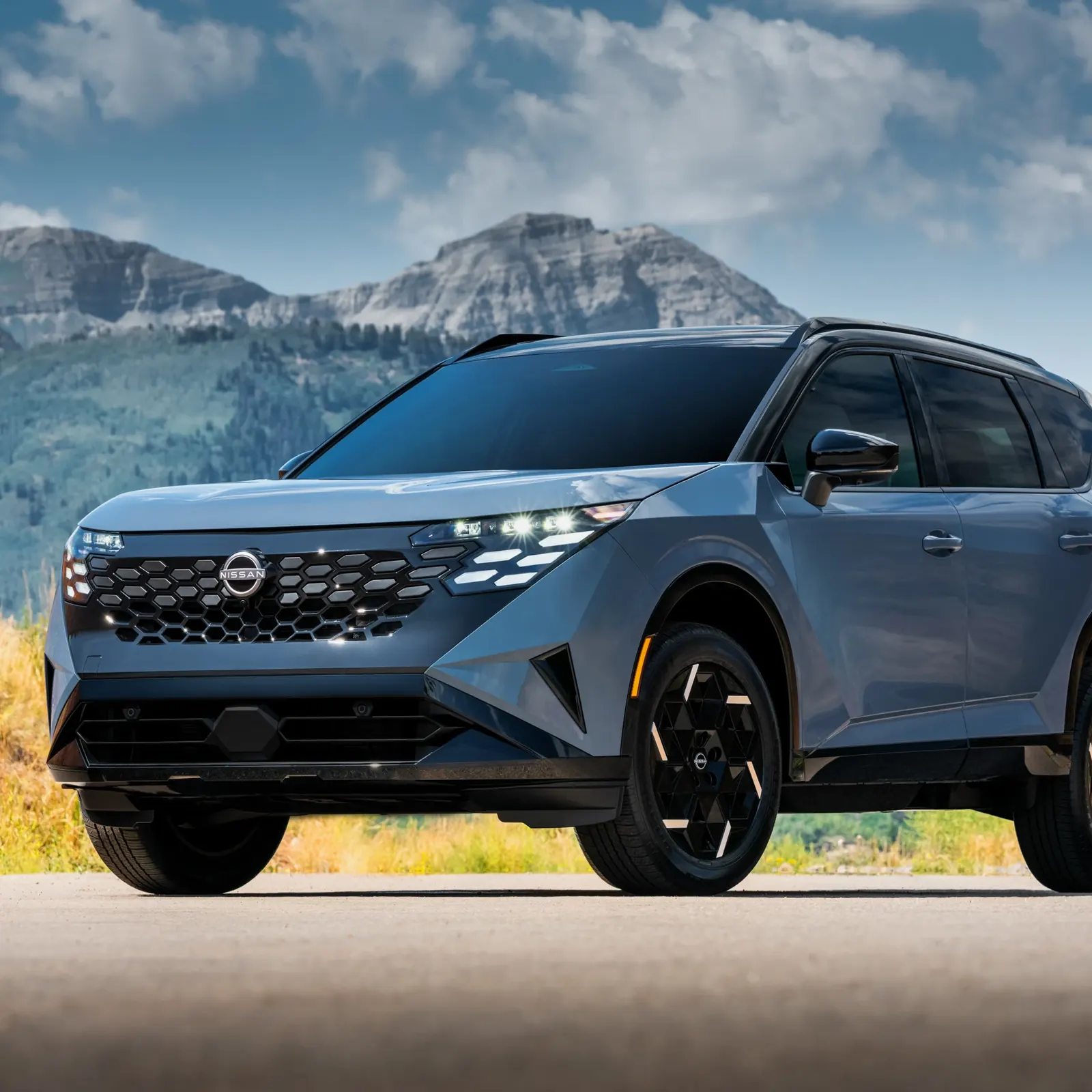 Nissan Rogue E-Power Kasım 2026'da çıkıyor: Motor1 fotoğrafı (3)