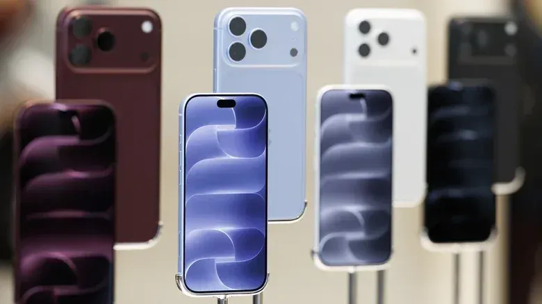 Polis Kilitli iPhone Cihazlara Erişebilecek: İşte Yeni Yöntem — iPhone hareketsizlikte yeniden başlatma, GrayKey nedir…