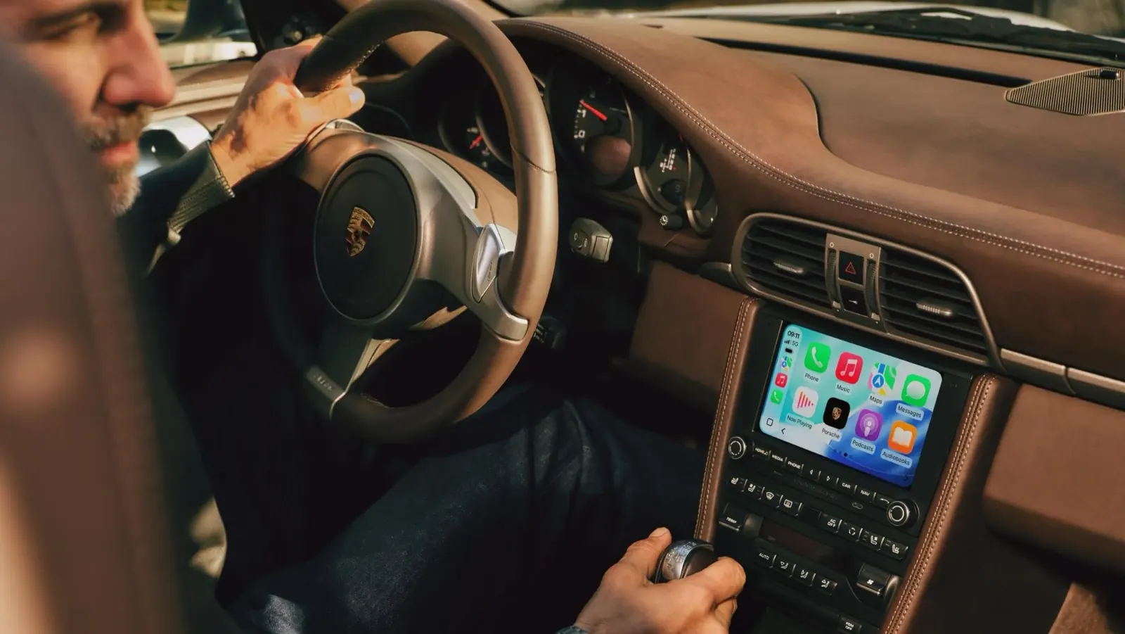 Porsche'den eski modellere yeni ekran: Carscoops fotoğrafı (4)