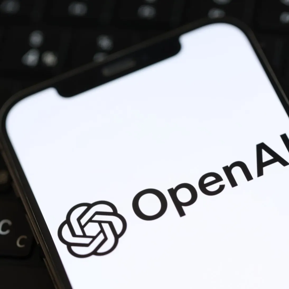 OpenAI'dan Apple'a gizli bilgi davası: TechRadar fotoğrafı (1)