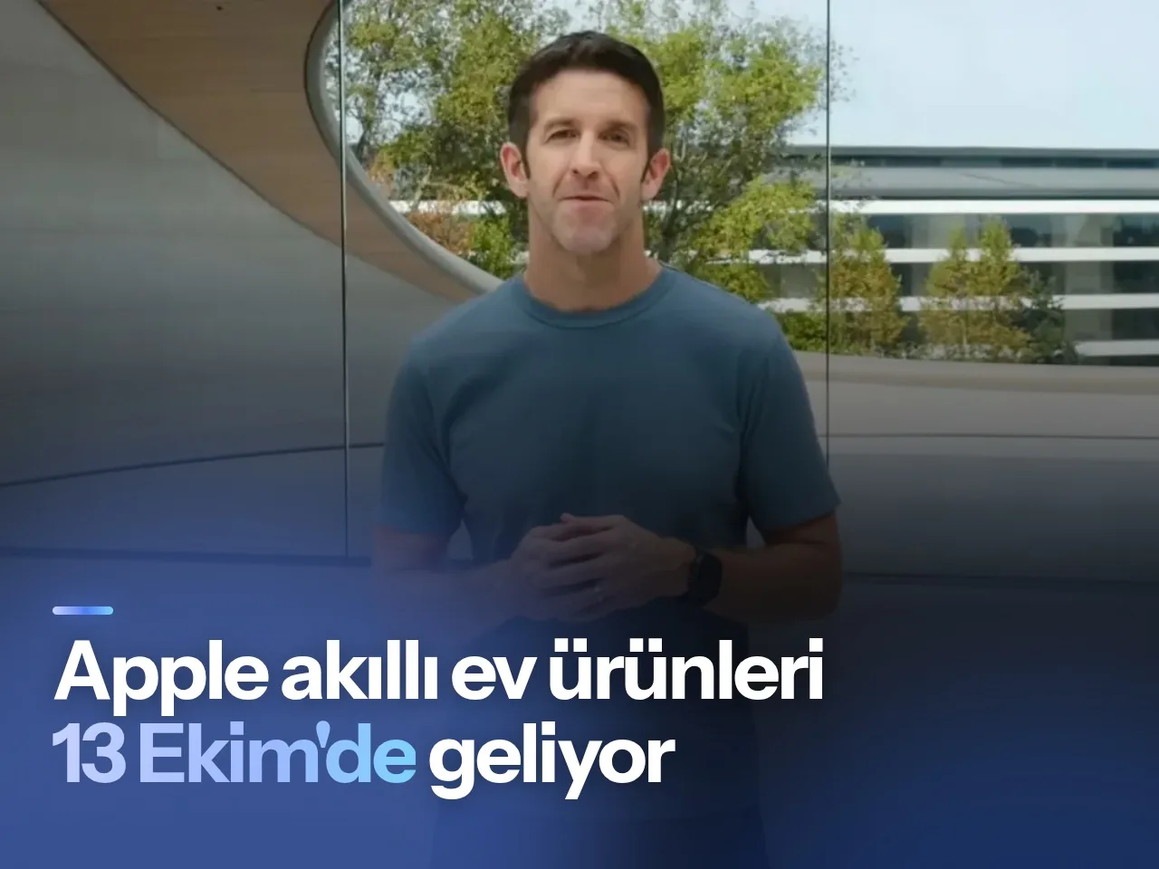 Minimalist akıllı ev kontrol cihazı ve yumuşak ışık yansımaları