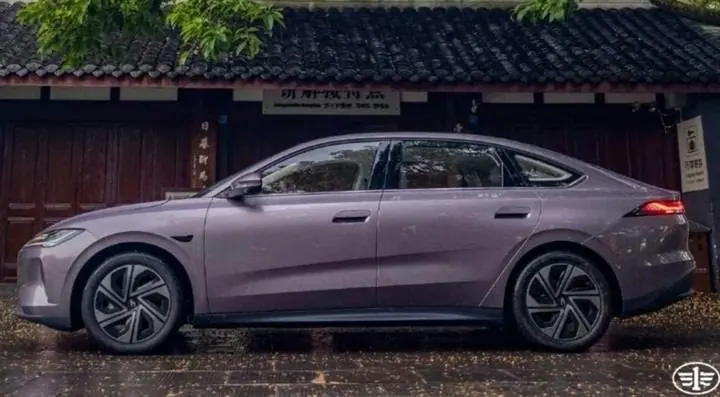 Volkswagen'in yeni elektrikli modeli M6 satışta: DonanımHaber fotoğrafı (2)