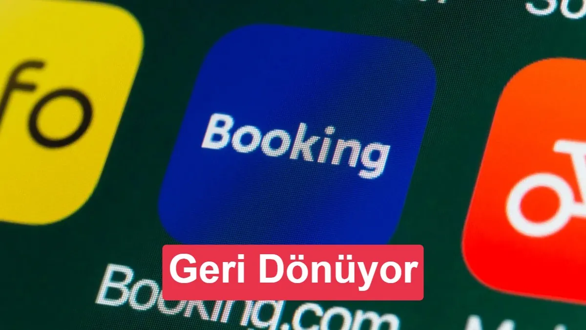Buzlu cam hazne içinde duran pirinç anahtar: konaklama platformlarının yeni izin ve denetim kurallarını simgeliyor.